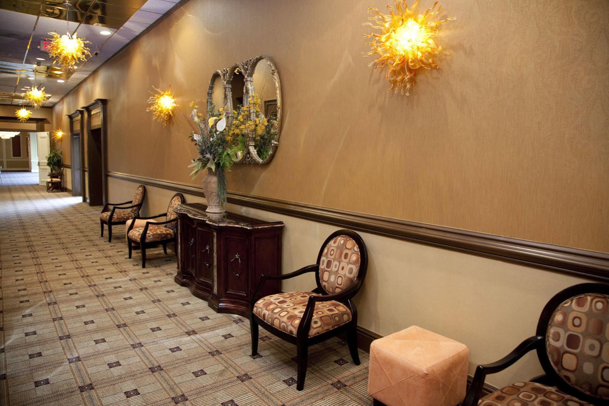 Doubletree By Hilton Poughkeepsie Hotell Exteriör bild
